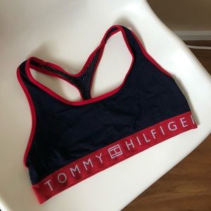Tommy Hilfiger Seamless Sports Bra